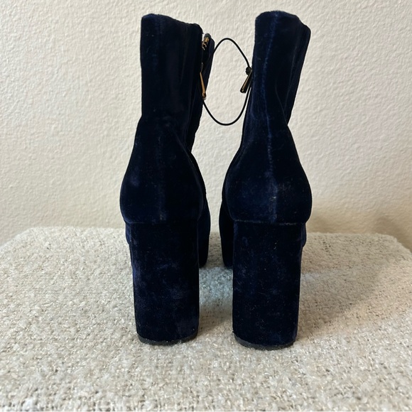 & OTHER STORIES Velvet Platform Booties - Picture 6 of 10